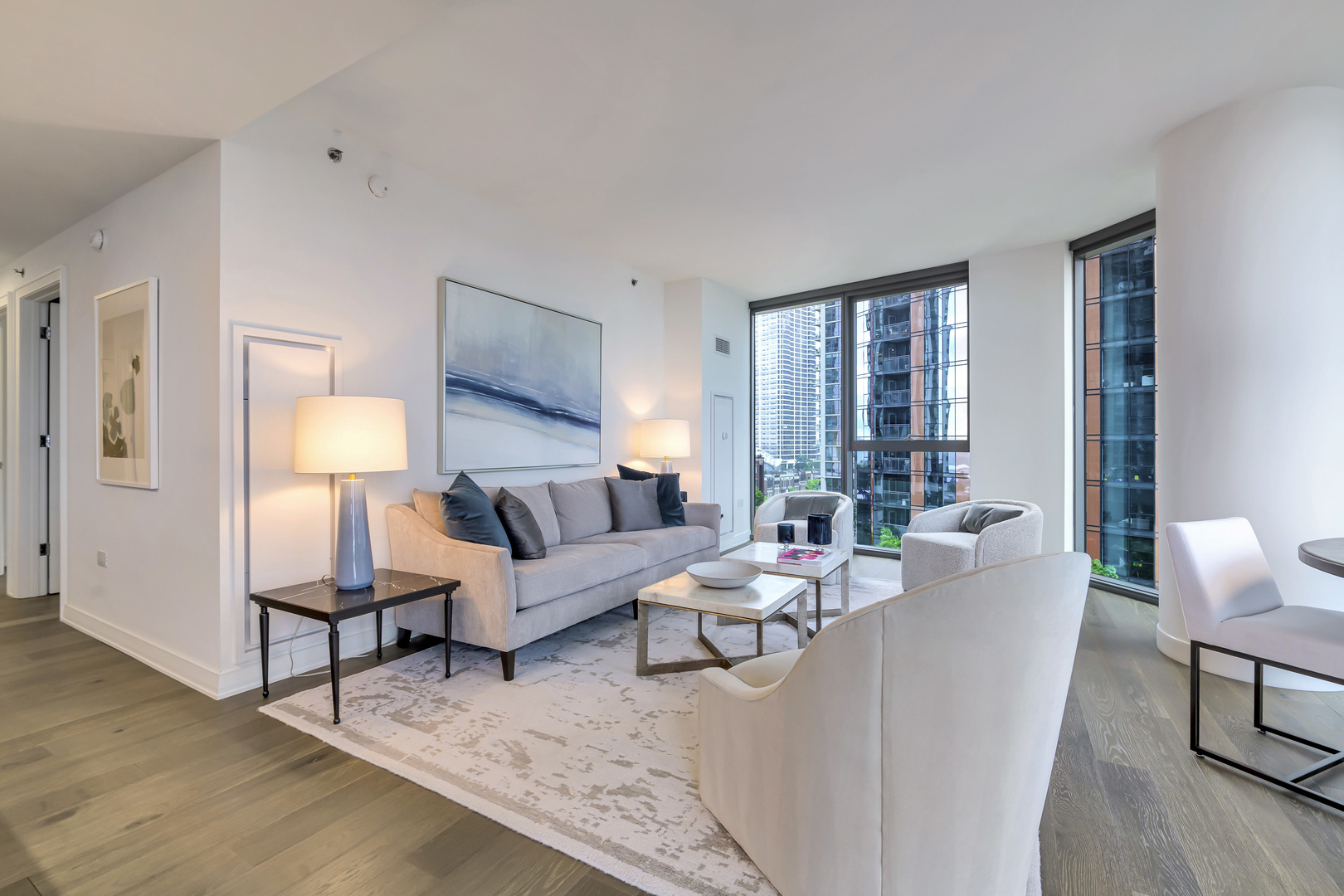 211 N Harbor Drive 2709
