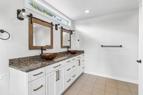 Tiny photo for 200 Sunset Court, Lake Zurich, IL 60047 (MLS # 12659784)