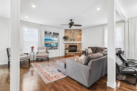 Tiny photo for 200 Sunset Court, Lake Zurich, IL 60047 (MLS # 12659784)