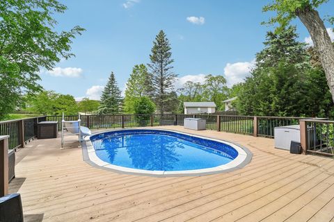 Tiny photo for 200 Sunset Court, Lake Zurich, IL 60047 (MLS # 12659784)