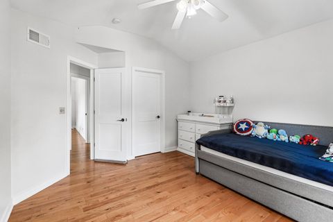 Tiny photo for 200 Sunset Court, Lake Zurich, IL 60047 (MLS # 12659784)