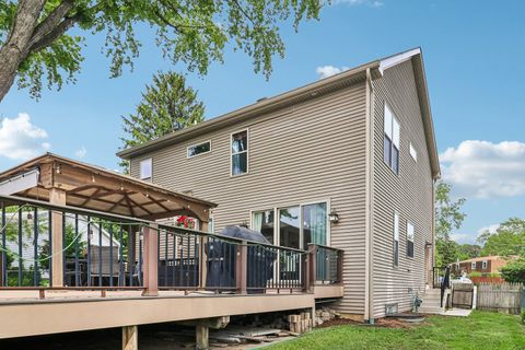 Tiny photo for 200 Sunset Court, Lake Zurich, IL 60047 (MLS # 12659784)
