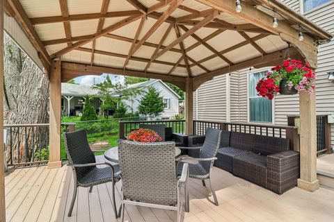 Tiny photo for 200 Sunset Court, Lake Zurich, IL 60047 (MLS # 12659784)