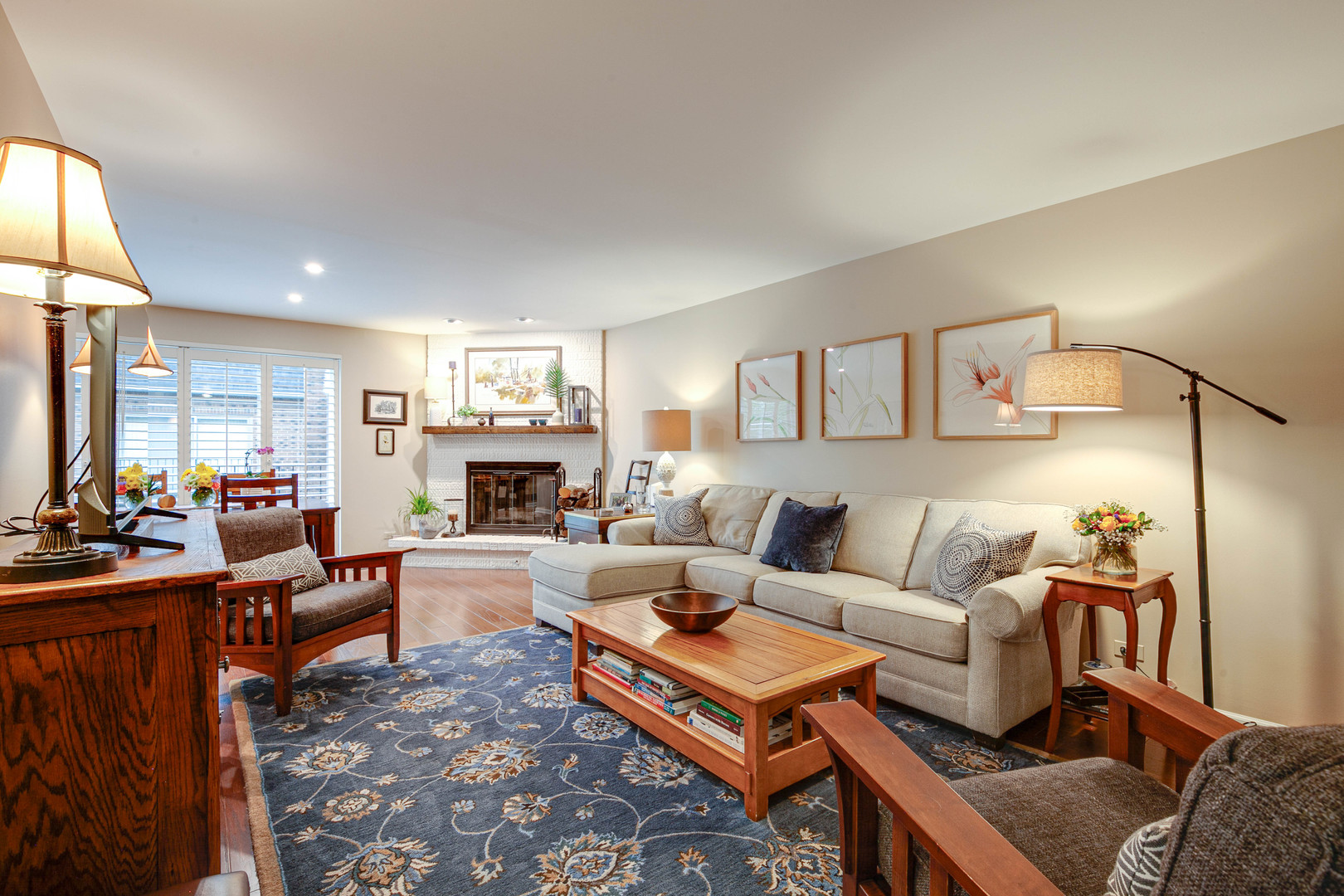 1111 S Waukegan Road 10