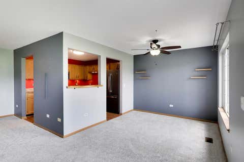 Tiny photo for 917 Golf Course Road #1, Crystal Lake, IL 60014 (MLS # 12711389)