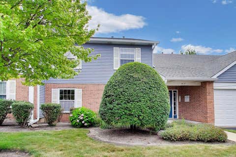 Tiny photo for 917 Golf Course Road #1, Crystal Lake, IL 60014 (MLS # 12711389)