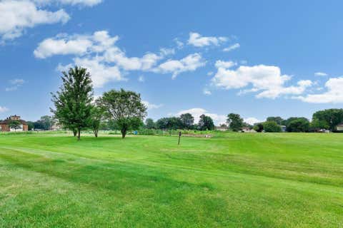 Tiny photo for 917 Golf Course Road #1, Crystal Lake, IL 60014 (MLS # 12711389)