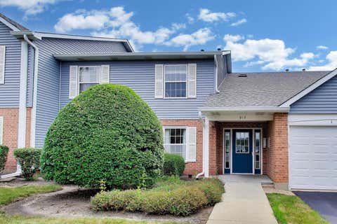 Photo of 917 Golf Course Road #1, Crystal Lake, IL 60014 (MLS # 12711389)
