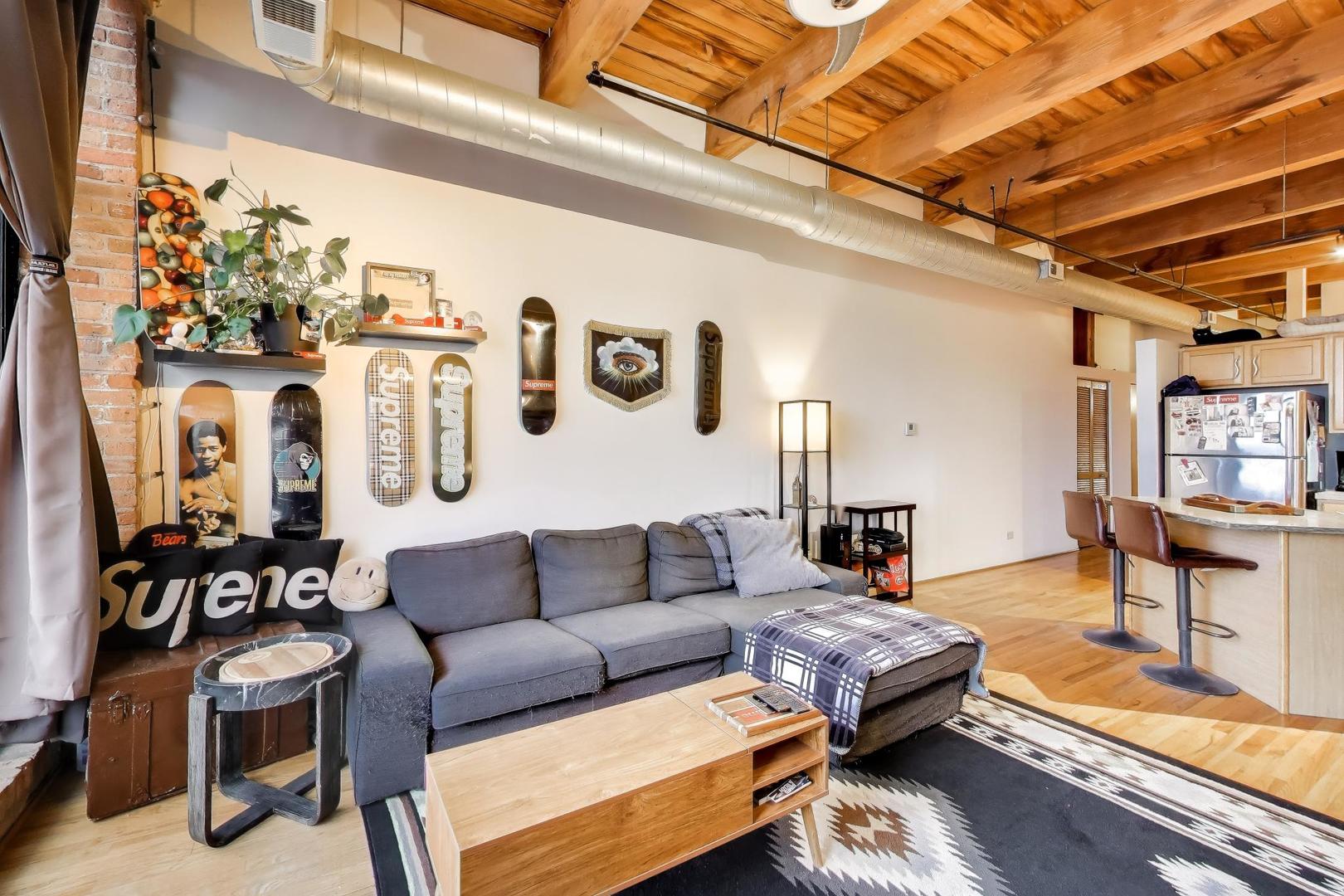 1250 W Van Buren Street 607