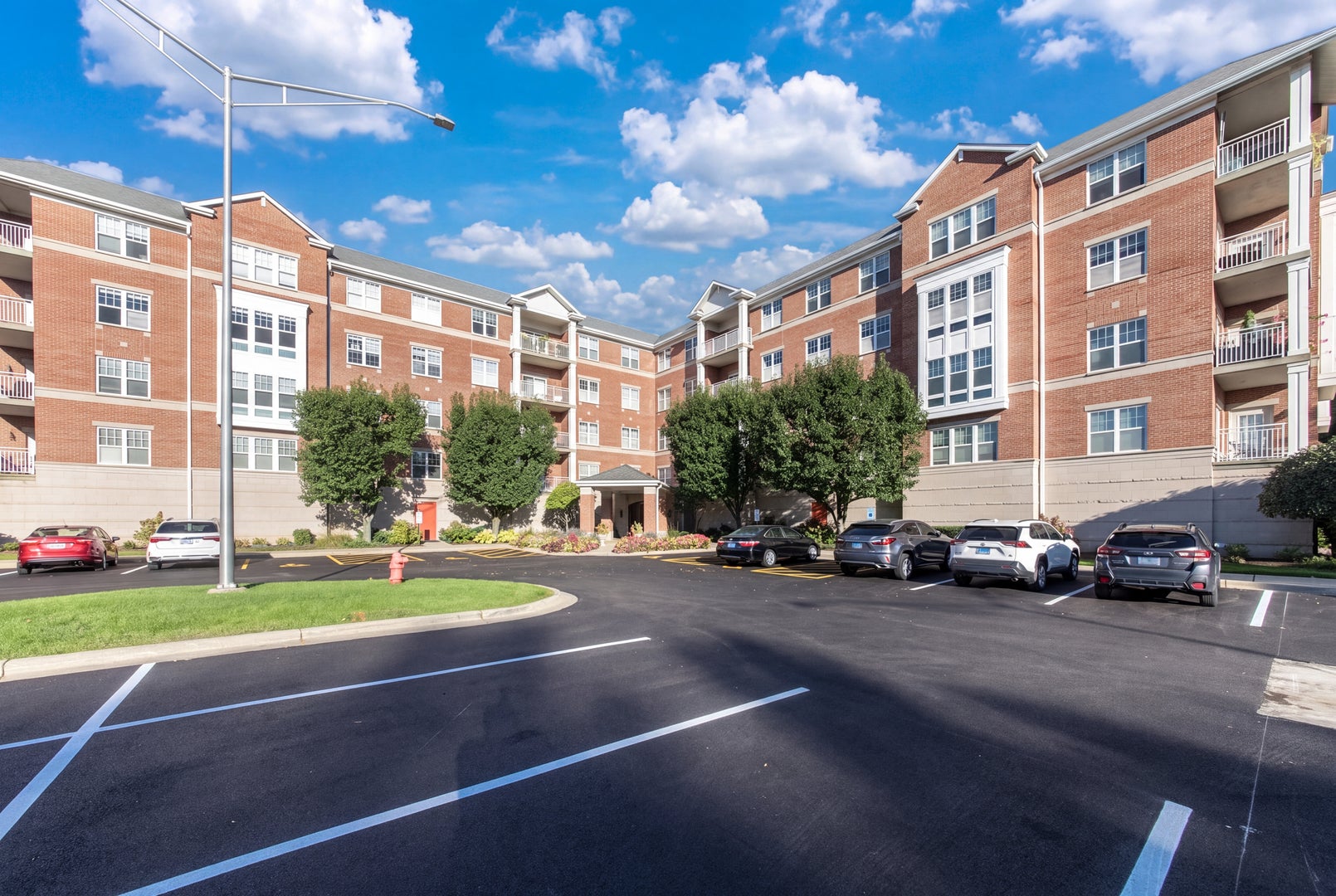 101 Pointe Drive 103