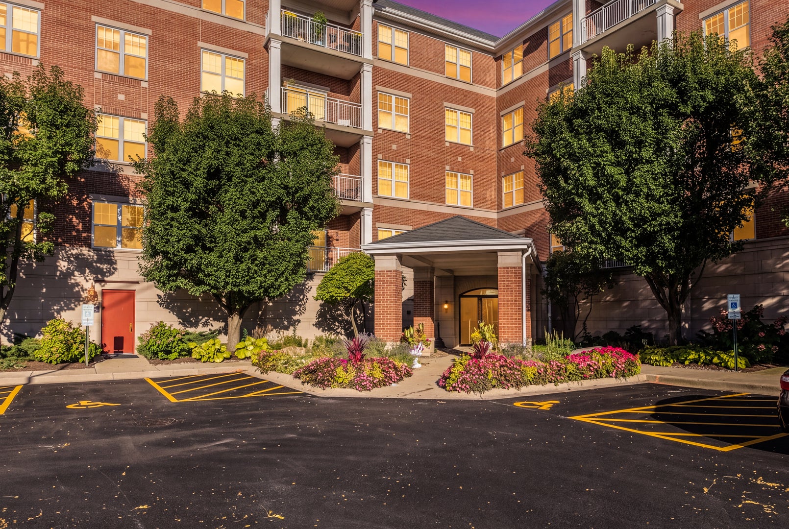 101 Pointe Drive 103