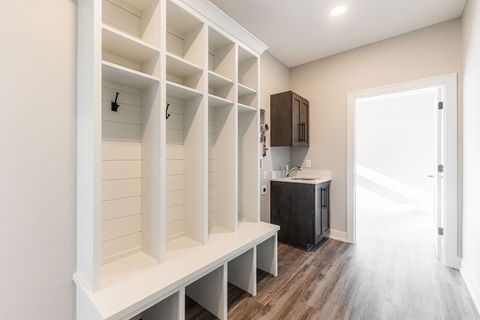 Tiny photo for 734 Independence Avenue, Sycamore, IL 60178 (MLS # 12541282)