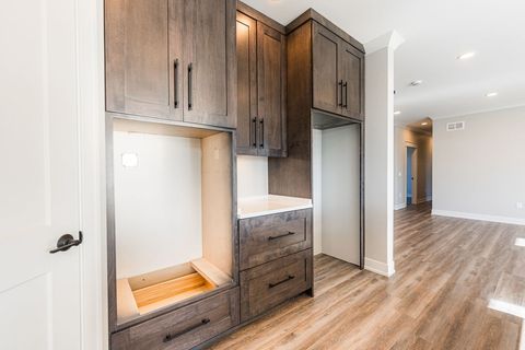 Tiny photo for 734 Independence Avenue, Sycamore, IL 60178 (MLS # 12541282)