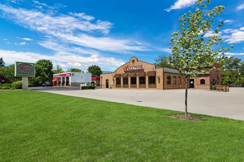 7680 Grand Avenue Gurnee IL 60031