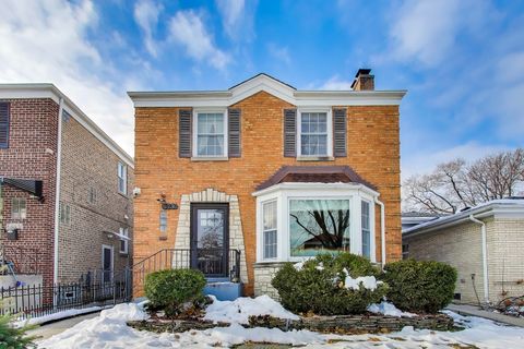 Photo of 6230 N Troy Street, Chicago, IL 60659 (MLS # 12533256)