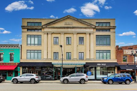 Tiny photo for 7509 Madison Street #B3, Forest Park, IL 60130 (MLS # 12631360)