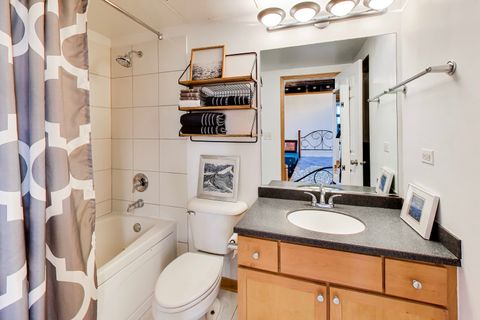 Tiny photo for 7509 Madison Street #B3, Forest Park, IL 60130 (MLS # 12631360)