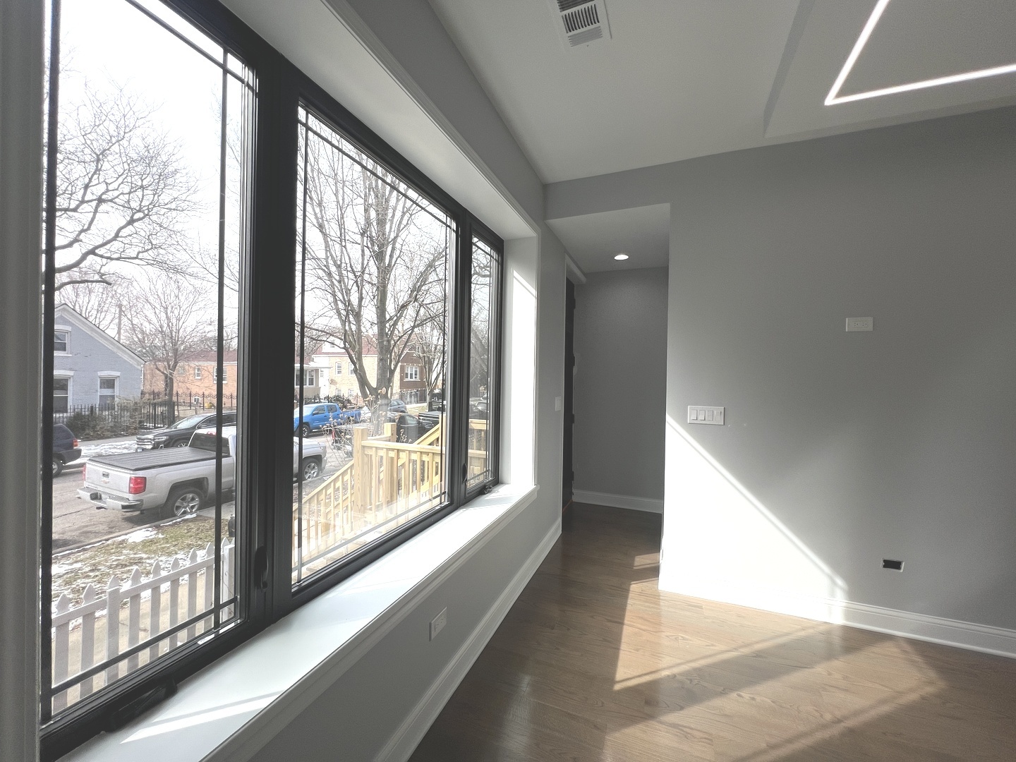 3031 S Christiana Avenue