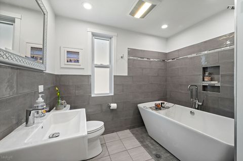 Tiny photo for 5750 N Merrimac Avenue, Chicago, IL 60646 (MLS # 12626094)