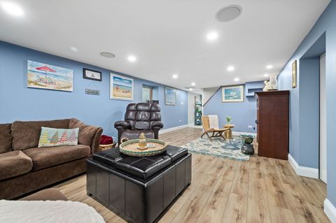 Tiny photo for 5750 N Merrimac Avenue, Chicago, IL 60646 (MLS # 12626094)