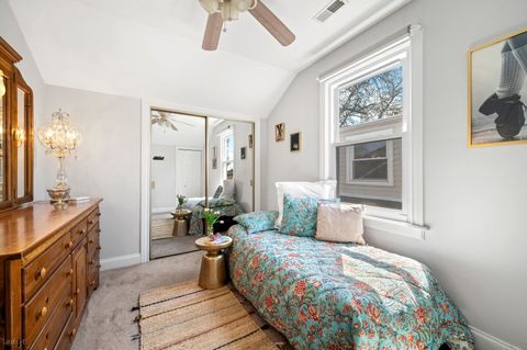 Tiny photo for 5750 N Merrimac Avenue, Chicago, IL 60646 (MLS # 12626094)