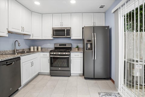 Tiny photo for 407 Chelsea Cove, Roselle, IL 60172 (MLS # 12700546)