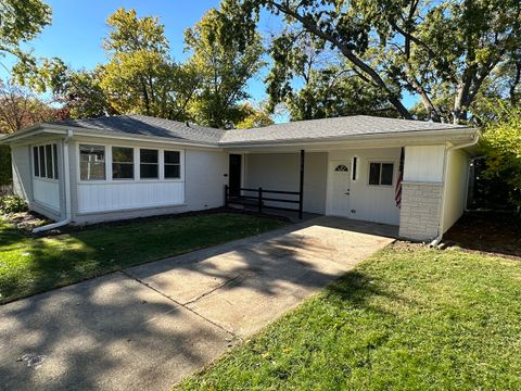 326 Indian Drive Glen Ellyn IL 60137