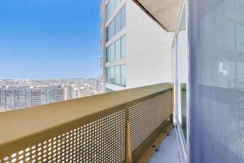 Tiny photo for 1720 Maple Avenue #2420, Evanston, IL 60201 (MLS # 12600202)