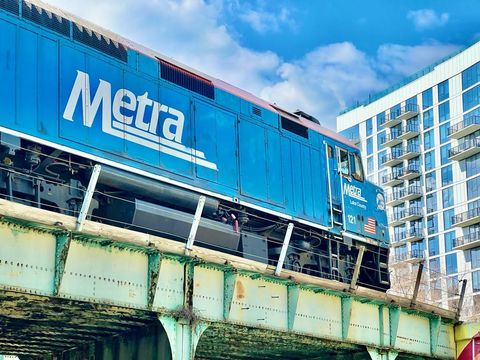 Tiny photo for 1720 Maple Avenue #2420, Evanston, IL 60201 (MLS # 12600202)