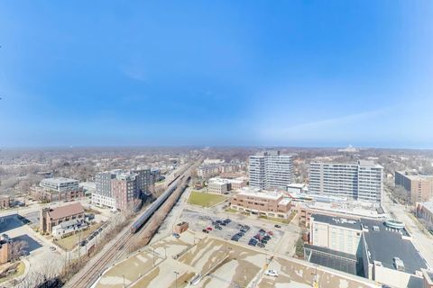 Tiny photo for 1720 Maple Avenue #2420, Evanston, IL 60201 (MLS # 12600202)