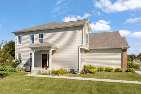 Tiny photo for 110 Easton Drive, Gilberts, IL 60136 (MLS # 12573067)