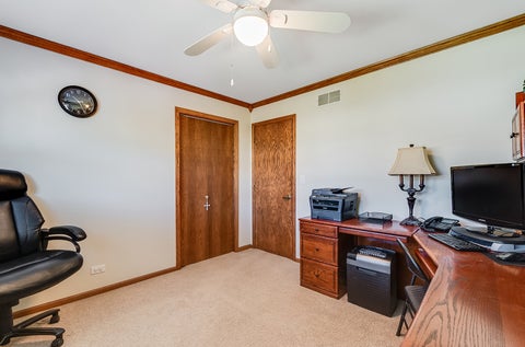 Tiny photo for 7706 Hayenga Lane, Darien, IL 60561 (MLS # 12662039)