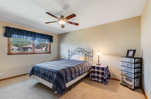 Tiny photo for 7706 Hayenga Lane, Darien, IL 60561 (MLS # 12662039)