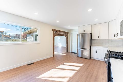Tiny photo for 617 Tanglewood Drive, Streamwood, IL 60107 (MLS # 12459254)