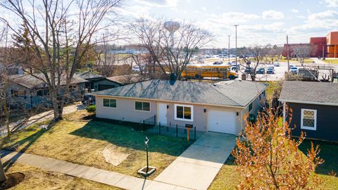 Tiny photo for 617 Tanglewood Drive, Streamwood, IL 60107 (MLS # 12459254)