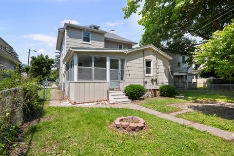 Tiny photo for 2428 18th Avenue, Rock Island, IL 61201 (MLS # 12616270)