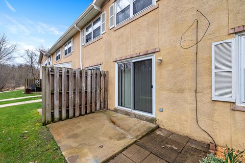 Tiny photo for 1168 Greenwood Circle #1168, Woodstock, IL 60098 (MLS # 12593706)