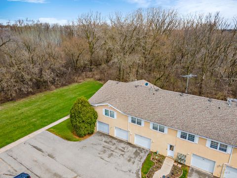 Tiny photo for 1168 Greenwood Circle #1168, Woodstock, IL 60098 (MLS # 12593706)