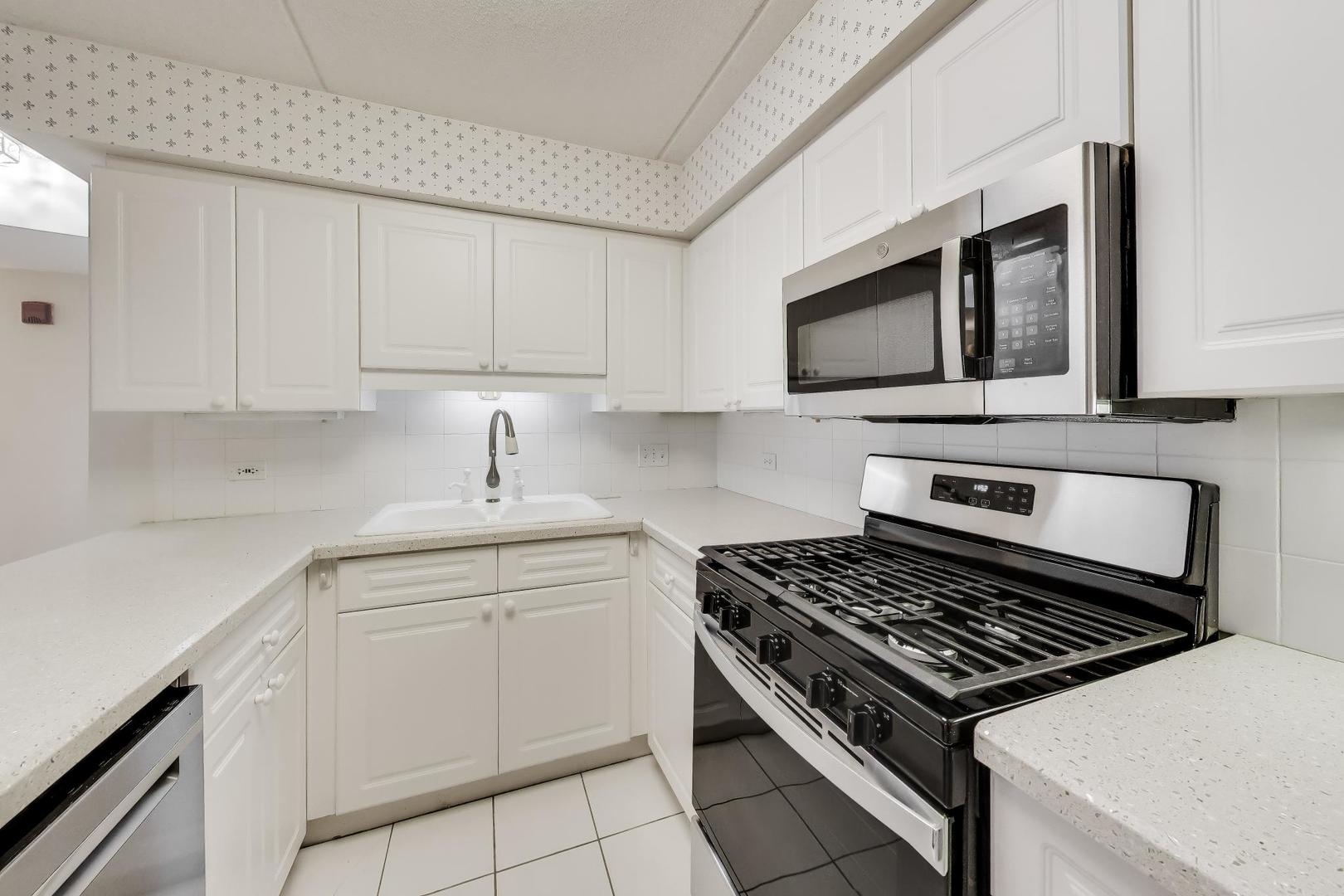 710 Creekside Drive 110A