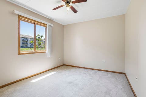 Tiny photo for 13934 Lavergne Avenue #801, Crestwood, IL 60418 (MLS # 12679508)