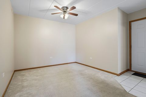 Tiny photo for 13934 Lavergne Avenue #801, Crestwood, IL 60418 (MLS # 12679508)