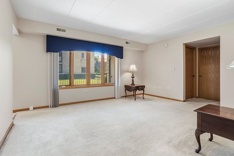 Tiny photo for 13934 Lavergne Avenue #801, Crestwood, IL 60418 (MLS # 12679508)