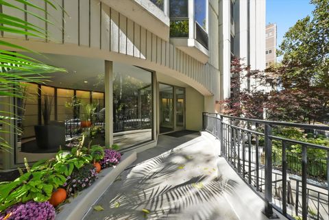 Tiny photo for 1340 N Dearborn Street #12E, Chicago, IL 60610 (MLS # 12509195)