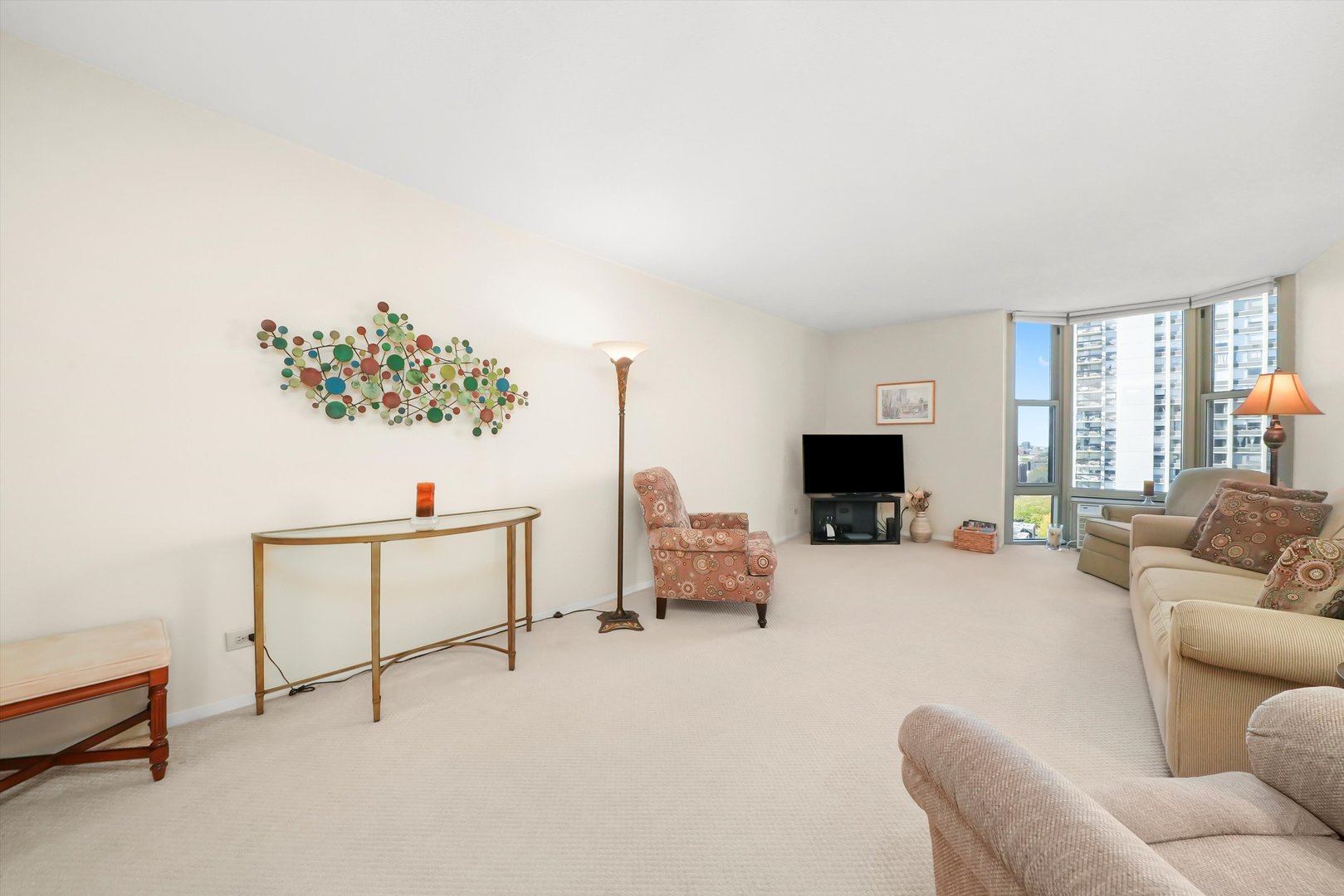 1340 N Dearborn Street 12E