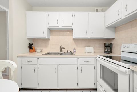 Tiny photo for 1340 N Dearborn Street #12E, Chicago, IL 60610 (MLS # 12509195)