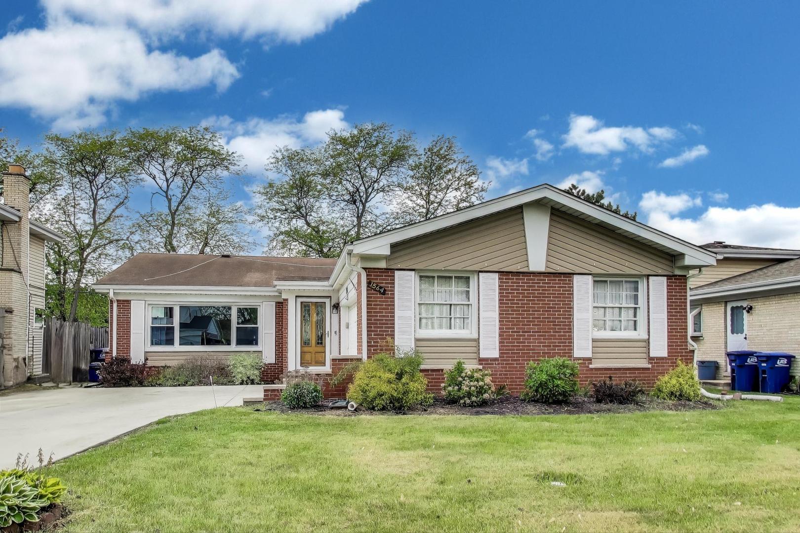 1564 Webster Lane