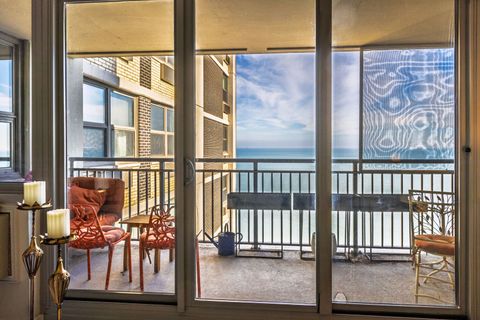 Tiny photo for 6145 N Sheridan Road #12D, Chicago, IL 60660 (MLS # 12536907)