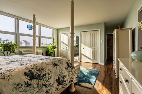 Tiny photo for 6145 N Sheridan Road #12D, Chicago, IL 60660 (MLS # 12536907)