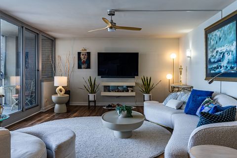 Tiny photo for 6145 N Sheridan Road #12D, Chicago, IL 60660 (MLS # 12536907)