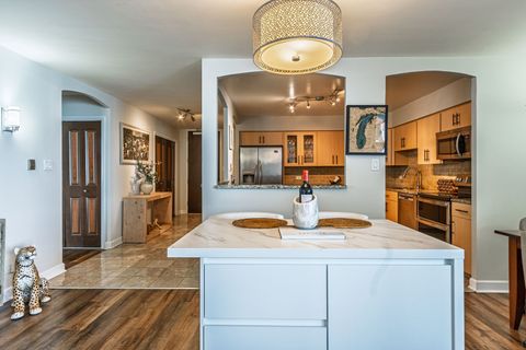 Tiny photo for 6145 N Sheridan Road #12D, Chicago, IL 60660 (MLS # 12536907)